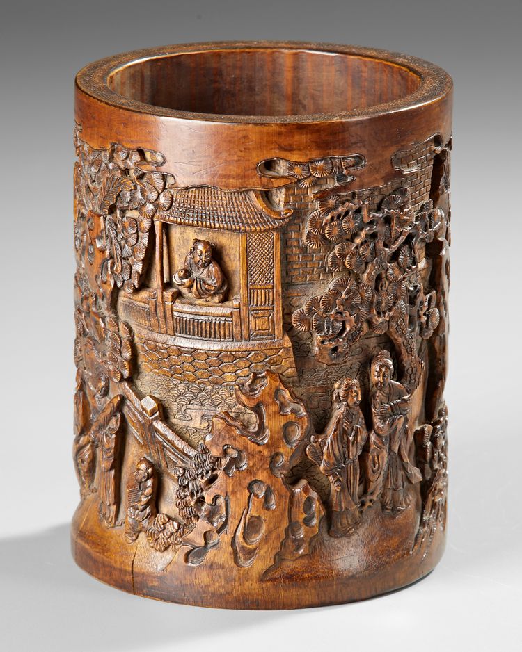 A CHINESE BAMBOO CARVED BRUSH POT – 18TH /19TH CENTURY