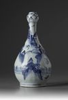 A blue and white garlic-head vase