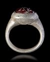AN AGATE SEAL SILVER RING
