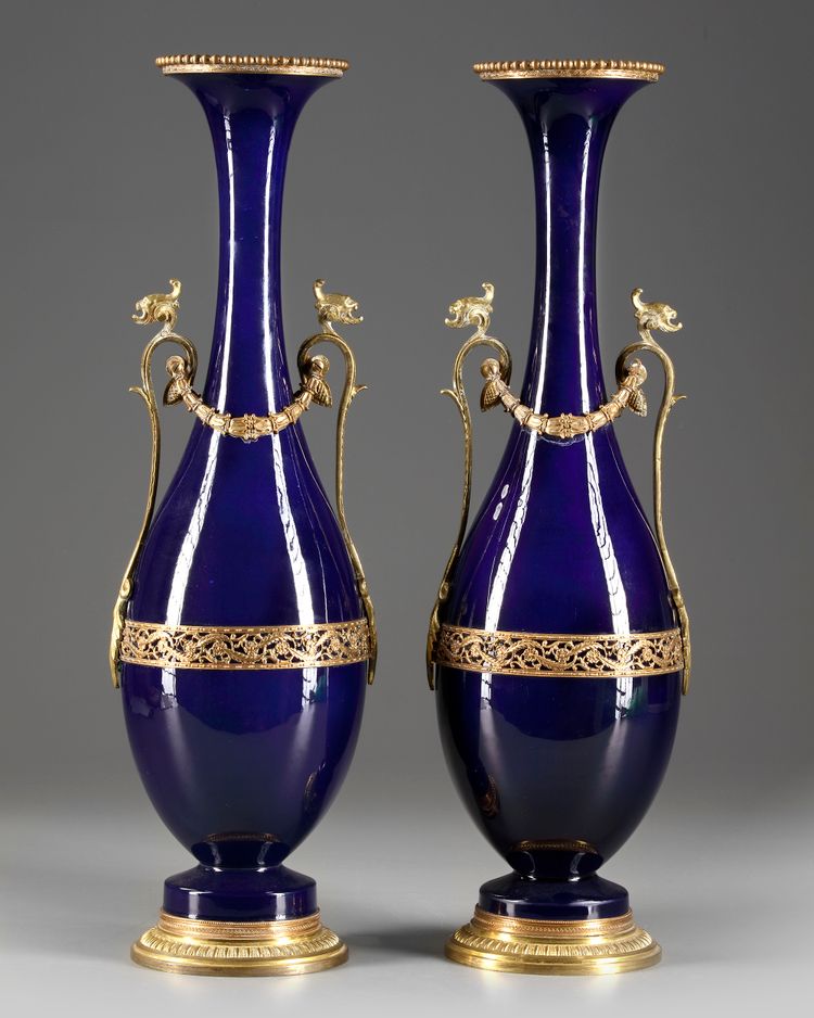 A PAIR OF FRENCH BLUE PORCELAIN VASES, CIRCA 1900