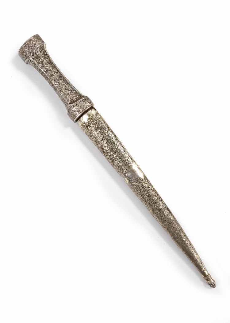 AN OTTOMAN SILVER DAGGER, 19TH CENTURY