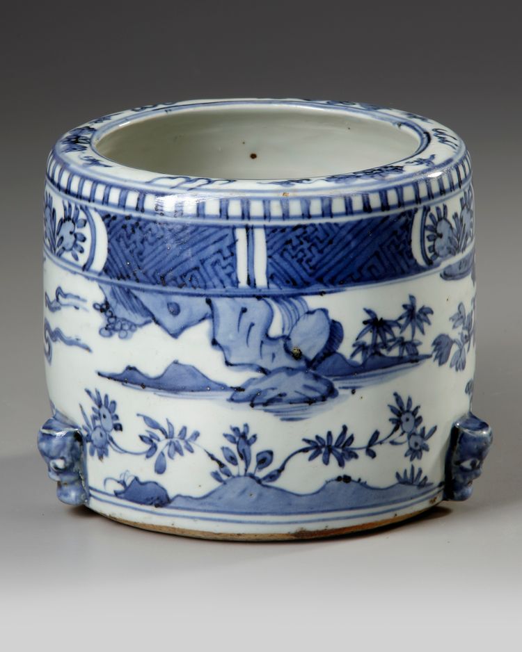 A CHINESE BLUE AND WHITE TRIPOD CENSER, MING DYNASTY (1368-1644) OR LATER