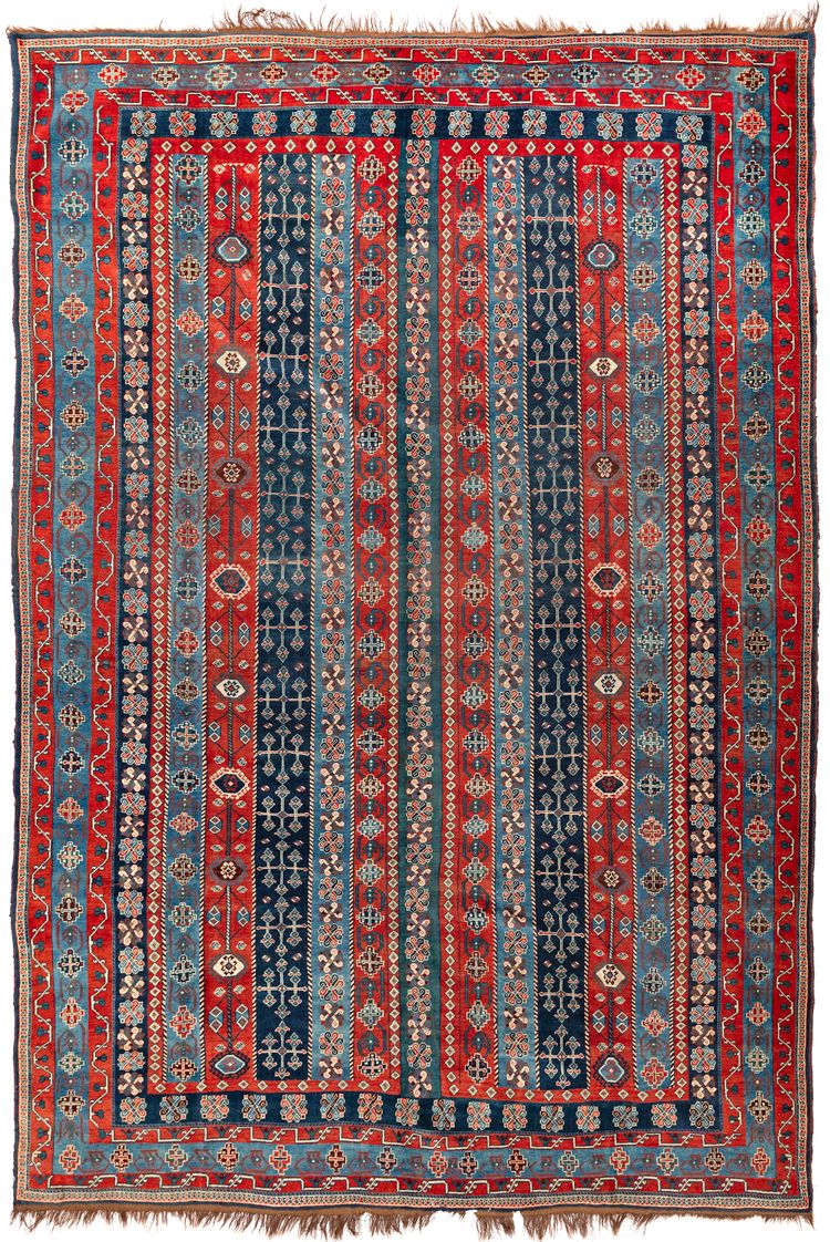 A KASKAY RUG, CIRCA 1920