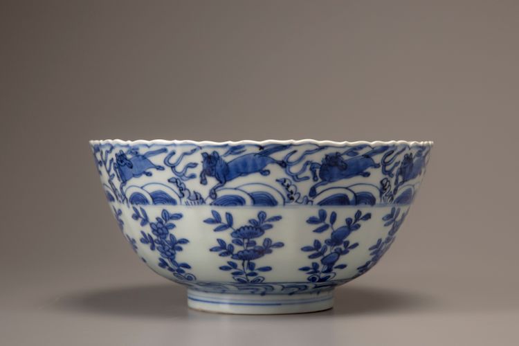 A Chinese blue and white lobed bowl