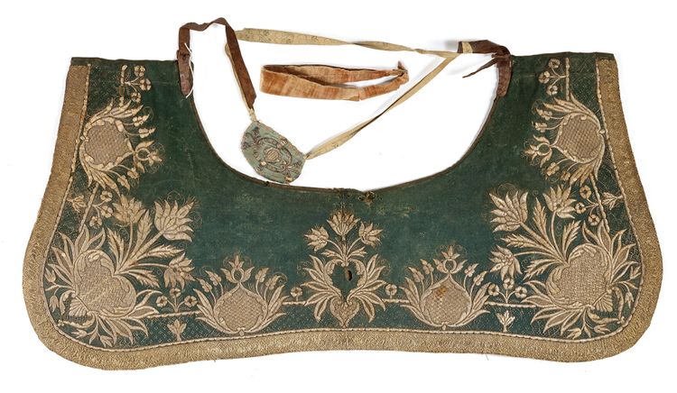 AN OTTOMAN METAL-THREAD EMBROIDERED VELVET HORSE COVER, TURKEY, 18TH-19TH CENTURY