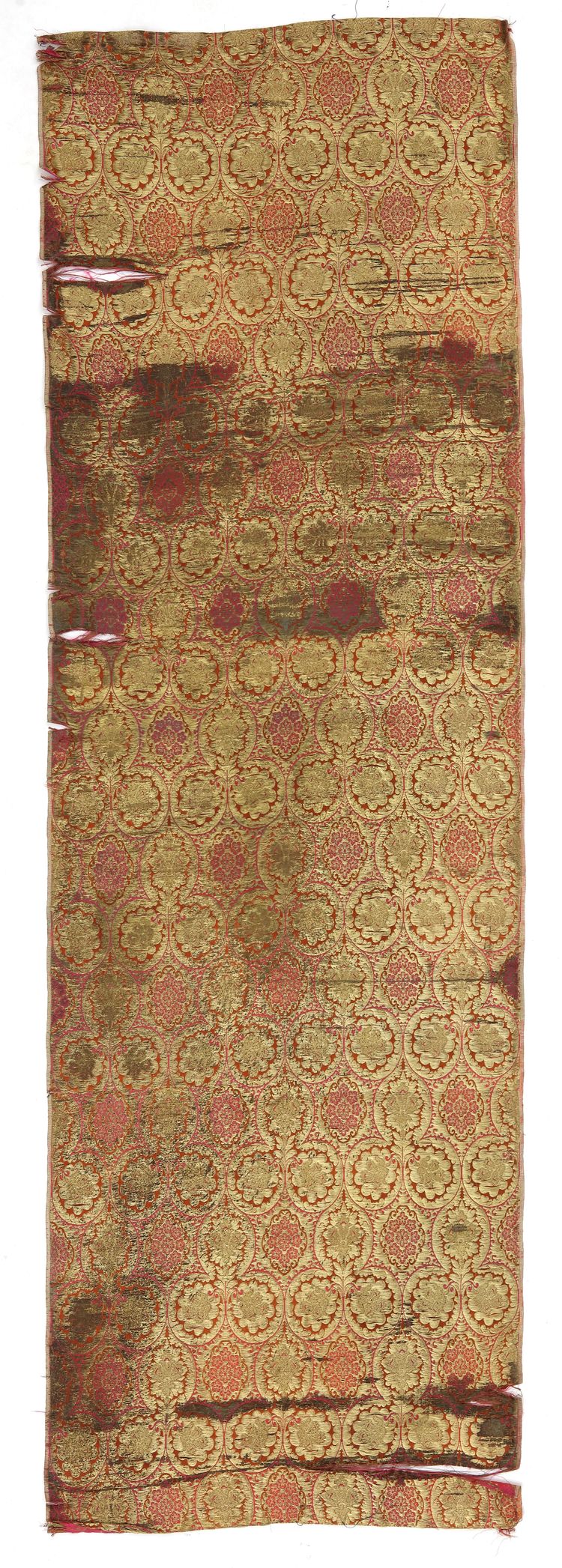 A LARGE OTTOMAN SILK AND METAL-THREAD WOVEN FRAGMENT,  18TH-19TH CENTURY