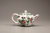 A famille verte teapot