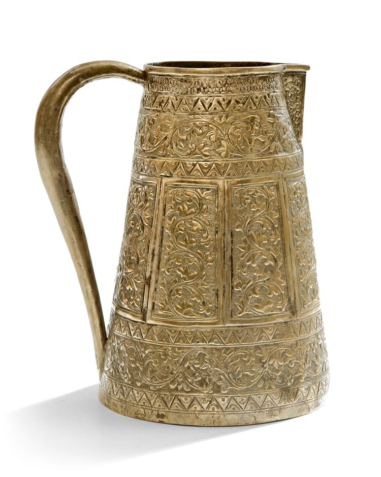 A MALAY SILVER JUG, 19TH CENTURY