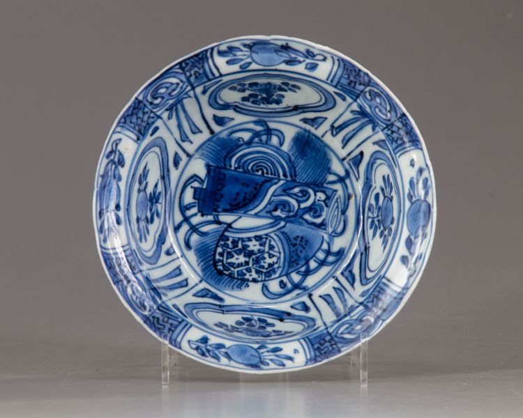 A BLUE AND WHITE BOWL, WANLI PERIOD, (1573-1619)
