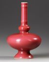 A SMALL CHINESE RUBY-GLAZED VASE, 19TH/20TH CENTURY