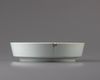 A blue and white 'crabs' bowl