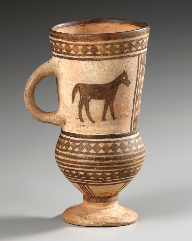 A TEPE SIALK PAINTED POTTERY WARE, CIRCA 9TH-8TH CENTURY B.C.