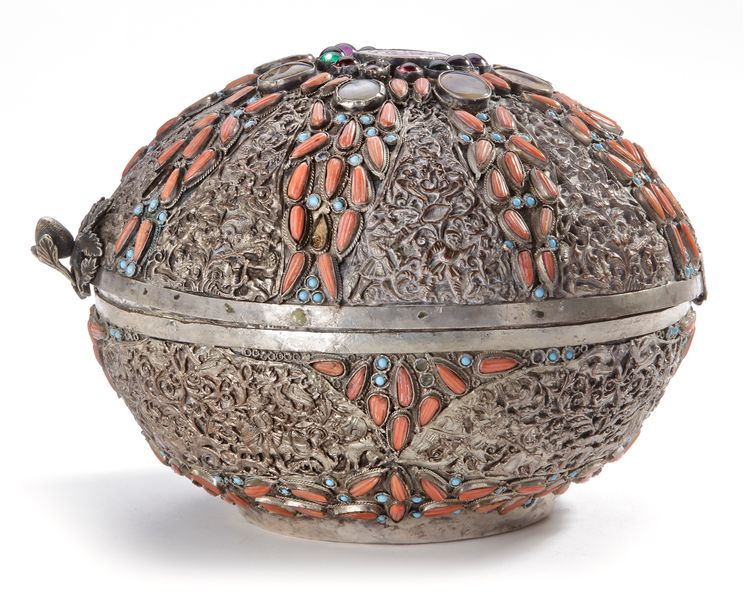 A SILVER OTTOMAN BOX INLAID WITH CORAL AND TURQUOISE, 19TH CENTURY