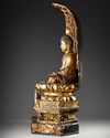 A LARGE JAPANESE AMIDA BUDDHA ON A THRONE WITH LARGE MANDORLA, EDO PERIOD, (1600-1868 )