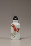 A famille rose 'cockerels' snuff bottle