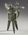 A CHINESE BRONZE JUE, QING DYNASTY (1644-1911)