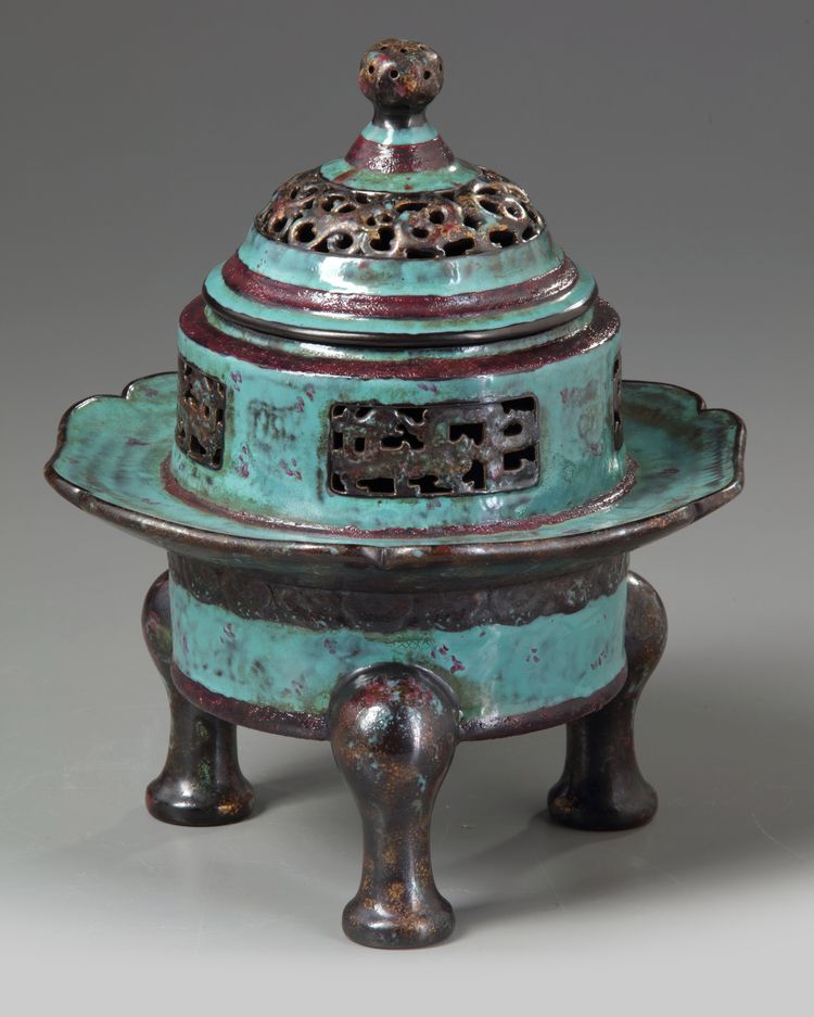A Chinese bronze tripod censer