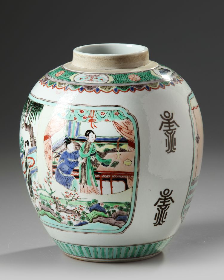A CHINESE FAMILLE VERTE JAR, QING DYNASTY (1644-1911)