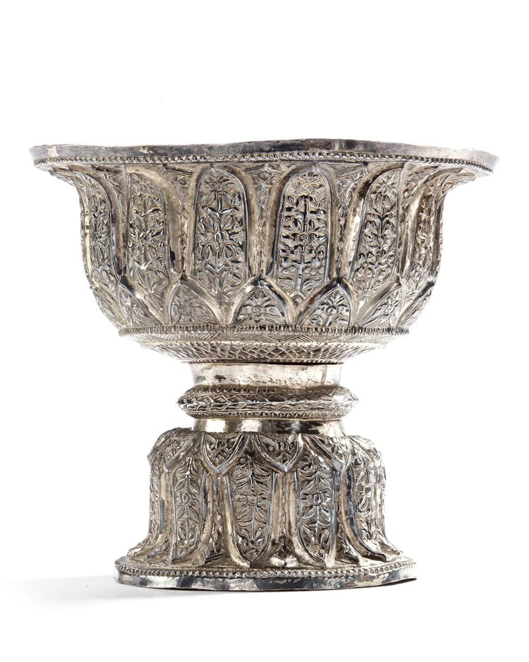 SILVER BOWL ON FOOT, 19TH CENTURY