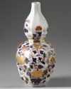 A Japanese Imari double gourd vase