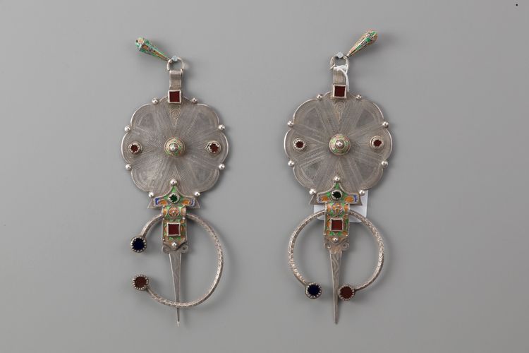 A pair of silver Berber fibulae - Tizerzai -