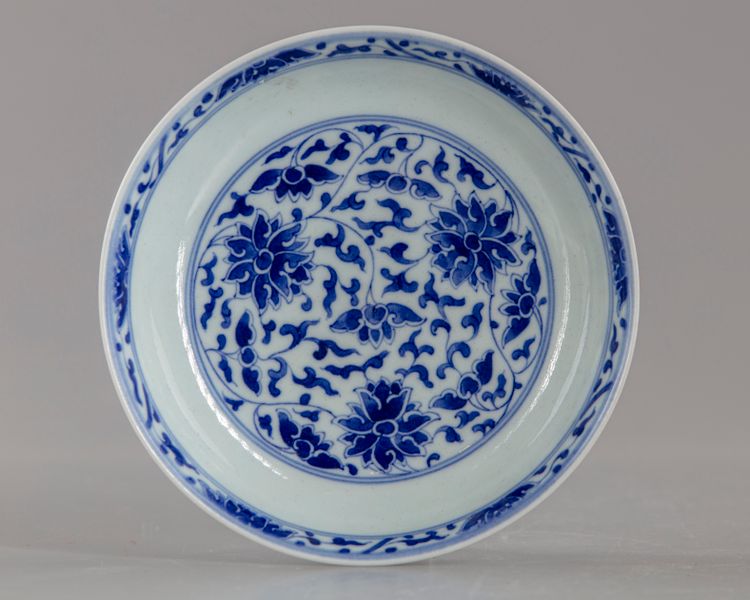 A  CHINESE BLUE AND WHITE 'LOTUS' DISH, JIAQING SEAL MARK, 20TH CENTURY