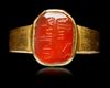 AN AGATE SEAL GOLD RING