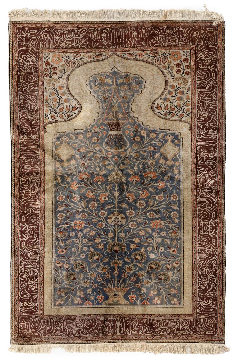 A SILK PRAYER KAYSERI, WEST ANATOLIAN, MID 20TH CENTURY