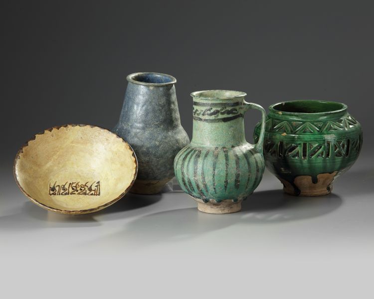 A group of four Islamic pottery objects