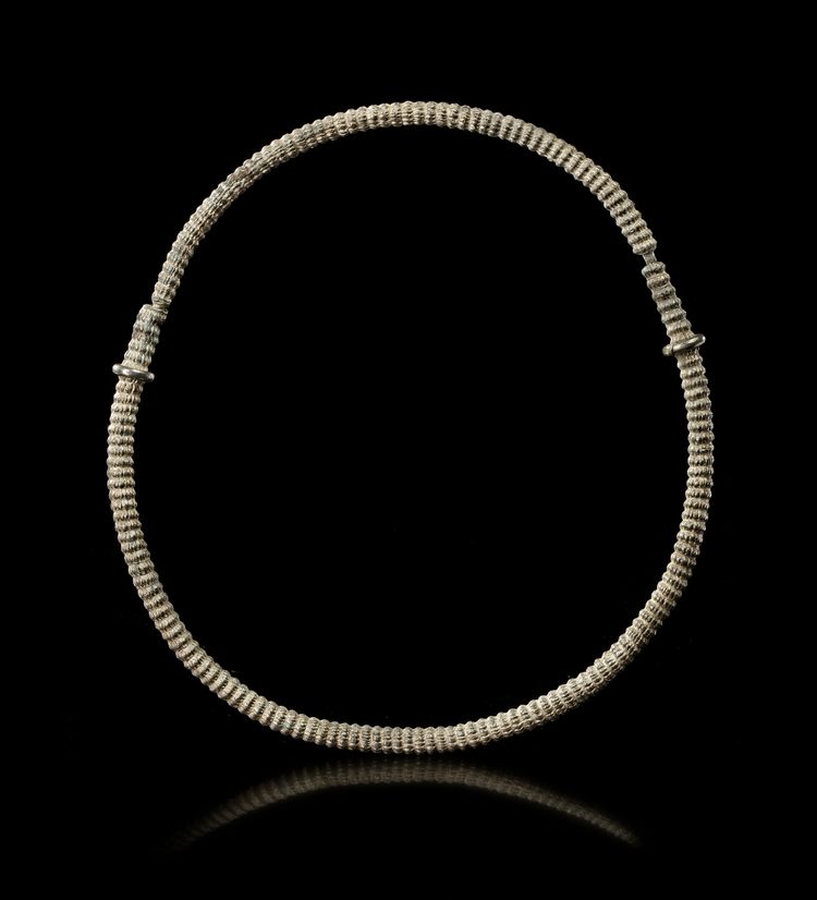 A SILVER TORQUES, CLASSICAL GREEK PERIOD, 4TH CENTURY BC