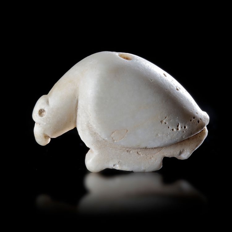 A STAMP SEAL IN THE FORM OF A VULTURE, 3RD MILLENIUM BC