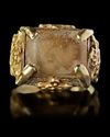 AN AGATE SEAL GOLD RING