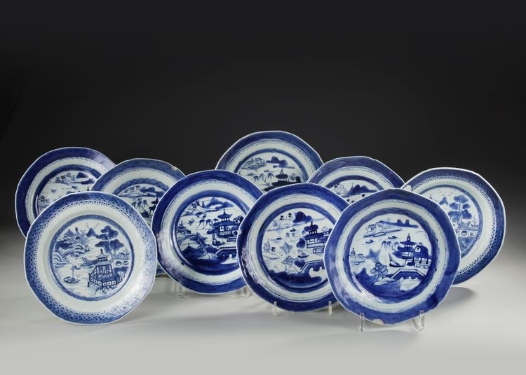 A COLLECTION OF NINE BLUE AND WHITE DISHES, 18TH CENTURY