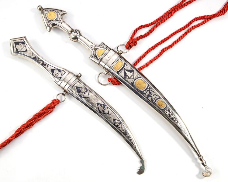 TWO SILVER DAGGERS – IRAQ, 20TH CENTURY