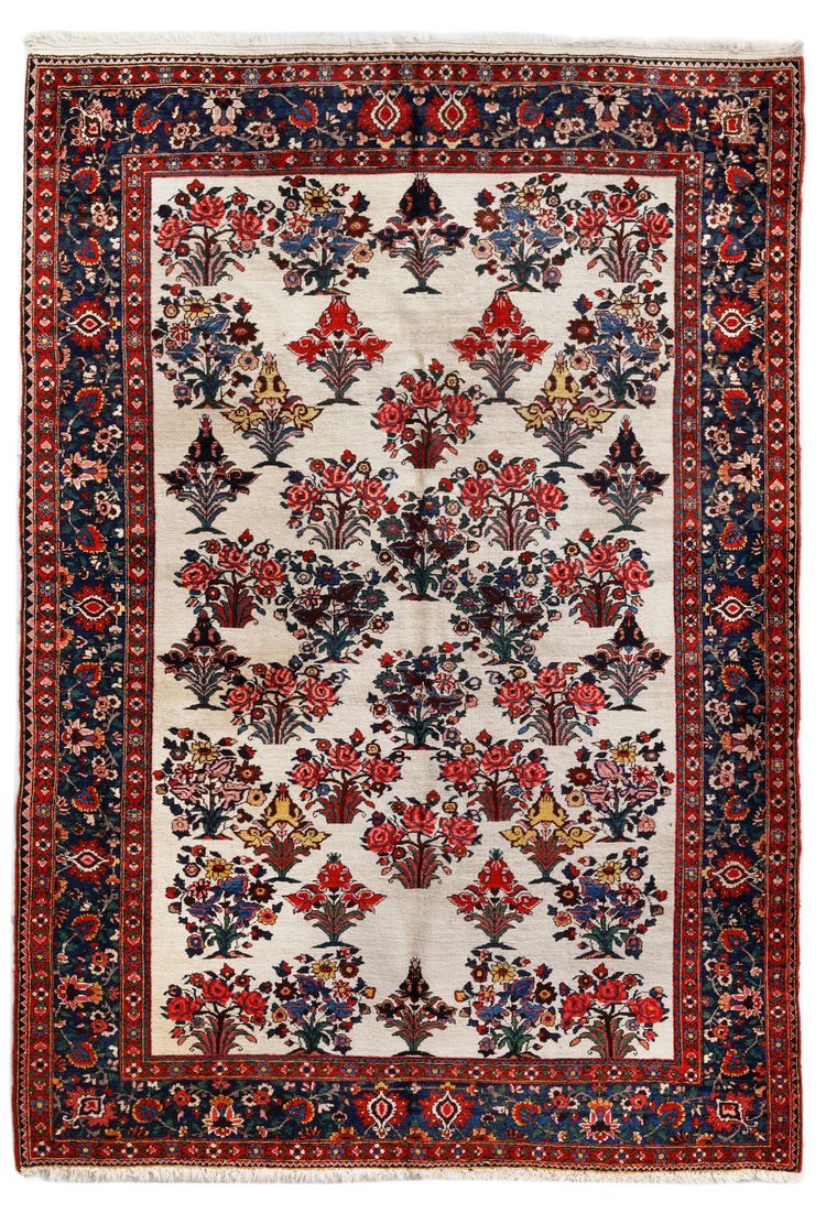 A BAHTIYARI CARPET, PERSIA, CIRCA 1940-1950