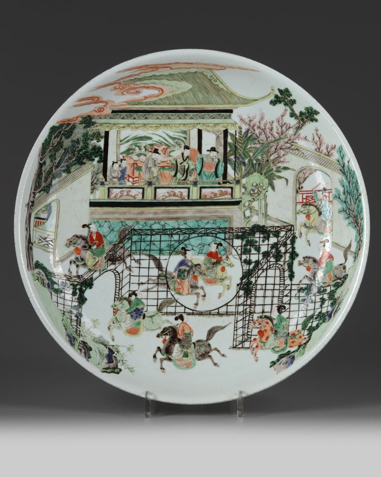 A large Chinese 'Generals of the Yang family' charger