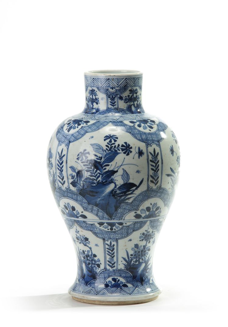A Chinese blue and white slender vase