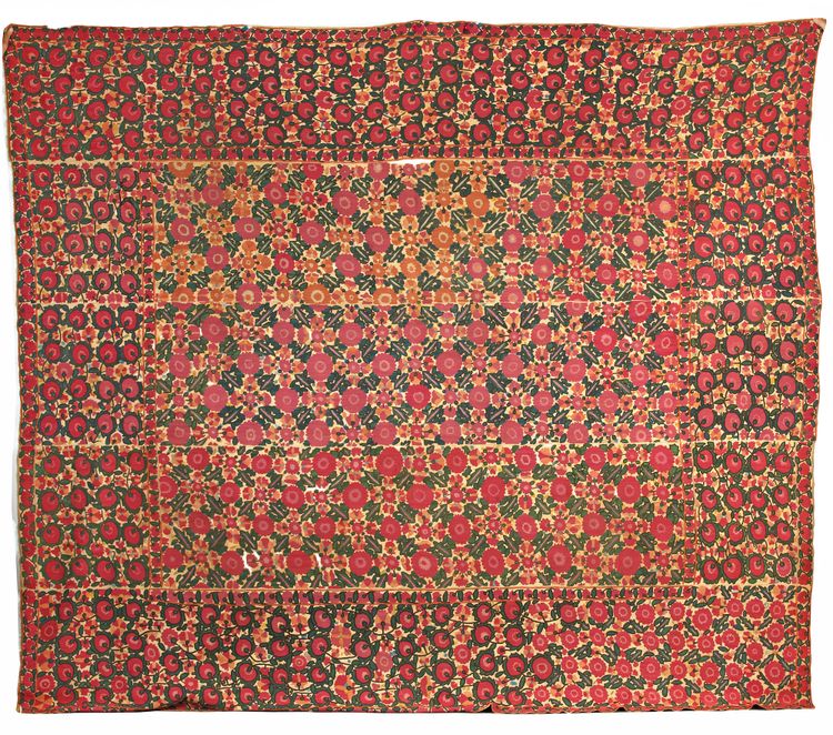 AN URA TUBE SILK EMBROIDERED LINEN PANEL (SUZANI), CENTRAL ASIA,19TH CENTURY