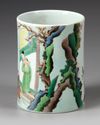 A CHINESE FAMILLE VERTE BRUSH POT, 19TH CENTURY