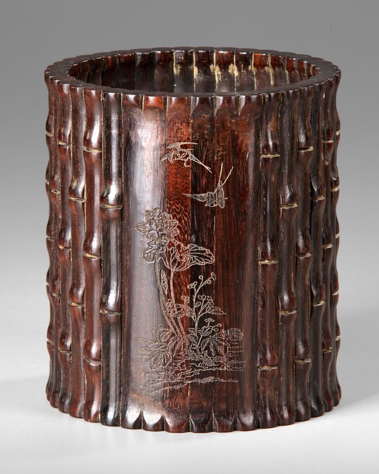 A CHINESE BAMBOO BRUSH POT, 20 TH CENTURY