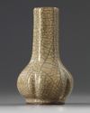 A CHINESE GU-TYPE CRACKLE GLAZED BOTTLE-VASE, QING DYNASTY (1644-1911)