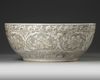 A LARGE CHINESE BOWL, QING DYNASTY (1644-1911)