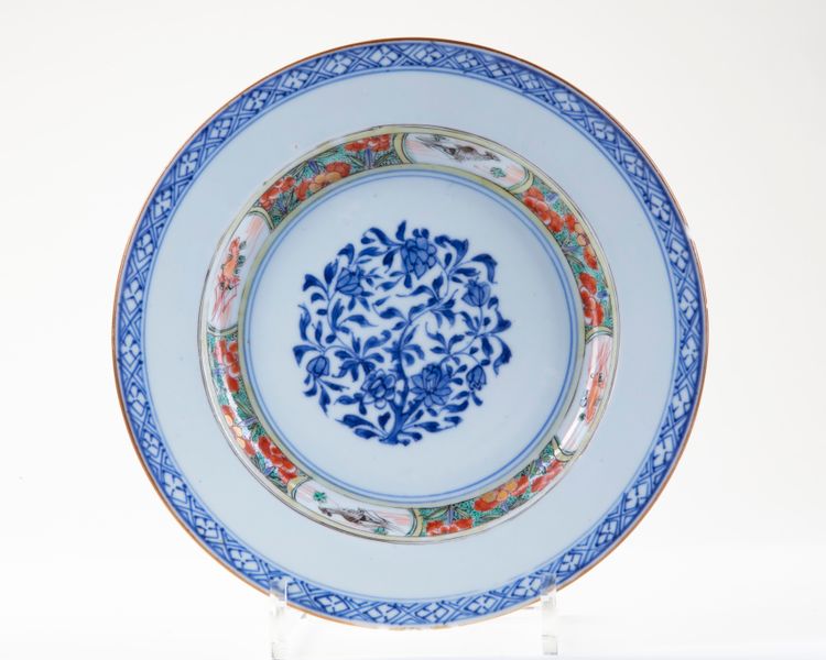 A CHINESE FAMILLE VERTE DISH