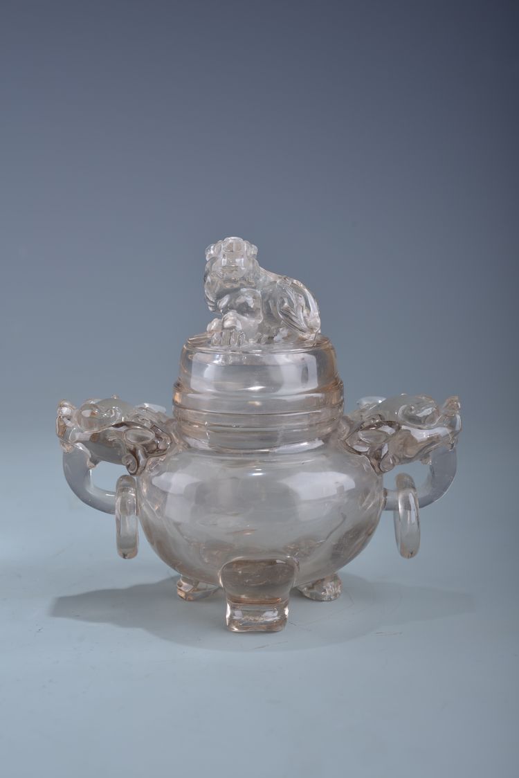 A CHINESE ROCK CRYSTAL TRIPOD CENSER AND COVER