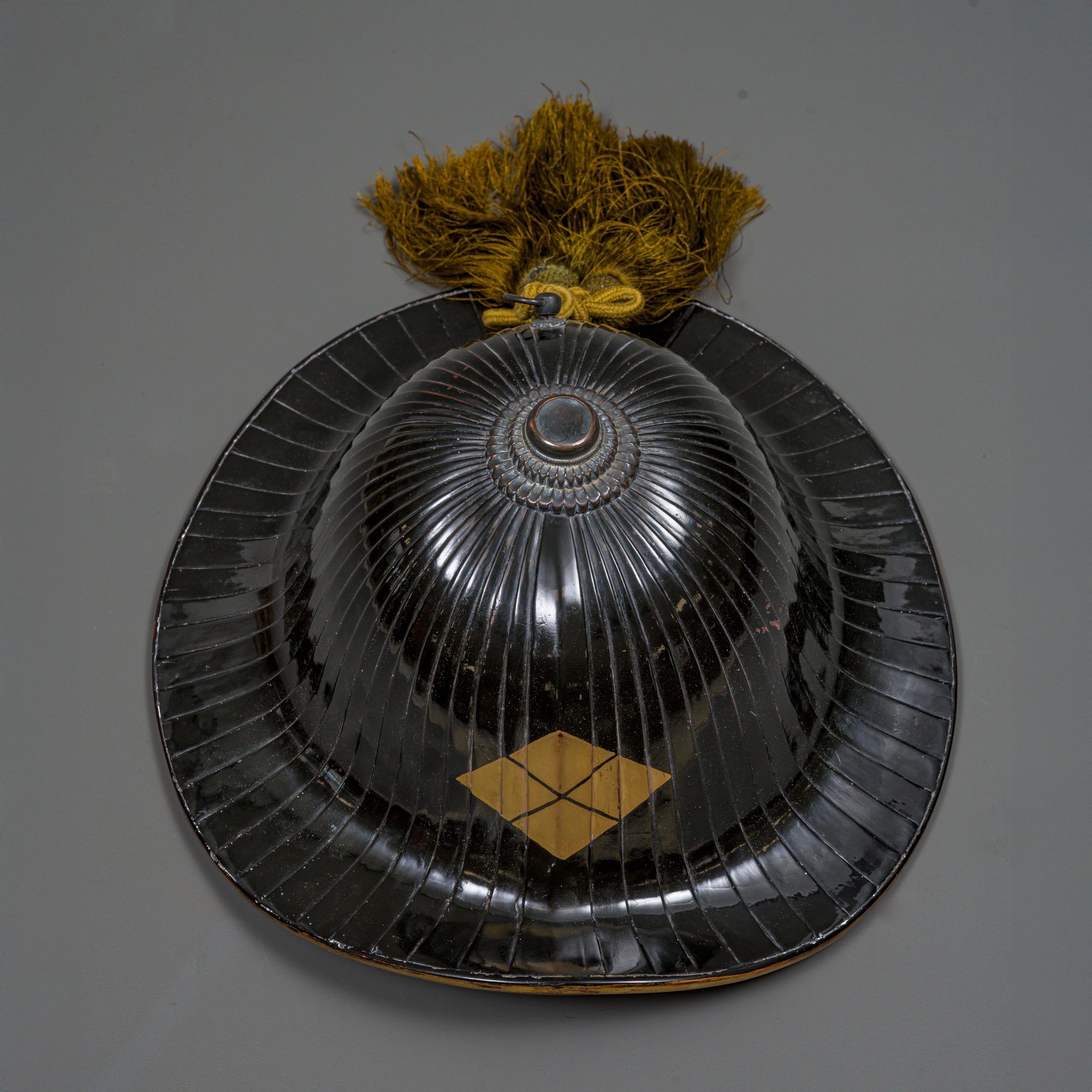 BAJÔ'JINGASA 馬上陣笠 (HORSEBACK SAMURAI HAT) WITH TAKEDA BISHI