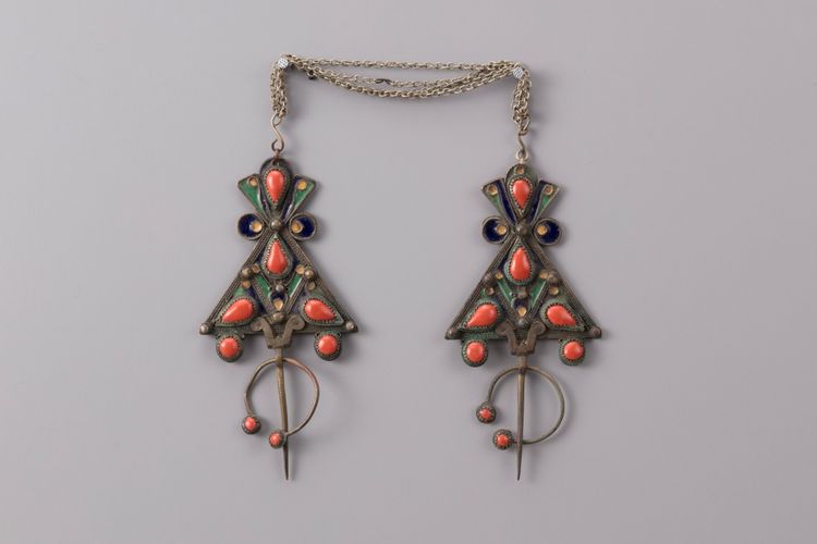 A pair of silver Grand Kabylia fibulae - Tizerzai -