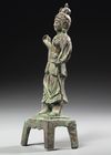A CHINESE BRONZE FIGURE OF GUANYIN, 17TH CENTURY
