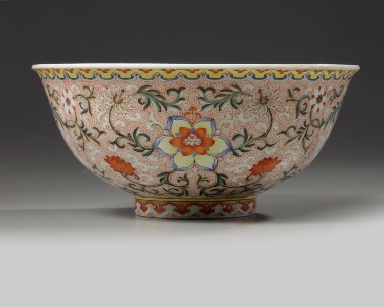 A Chinese famille rose ‘hibiscus’ bowl