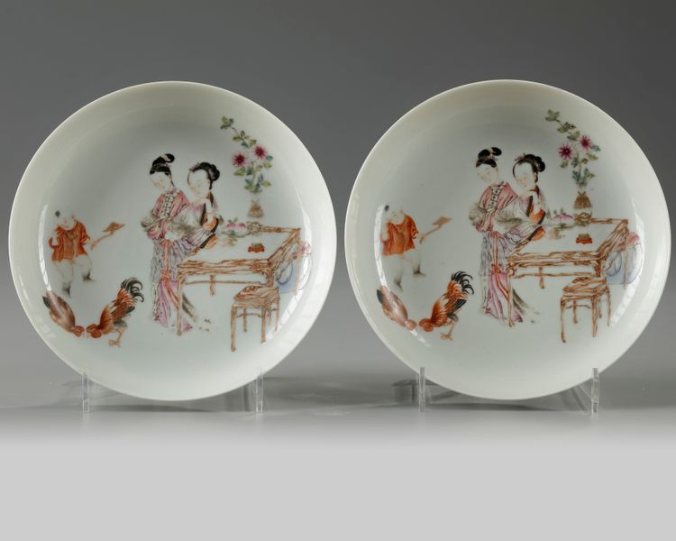 A pair of Chinese famille rose ‘ladies’ dishes