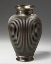 A JAPANESE BRONZE IKEBANA VASE WITH OPEN WORK WALL (SASASUKASHI), SHOWA-HEISEI PERIOD